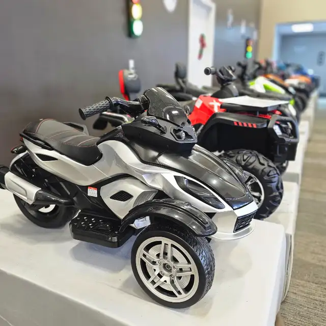 12V Battery Powered 3-Wheel Electric Bikes w/ Rubber Wheels, MP3 in Toys & Games in Markham / York Region - Image 2