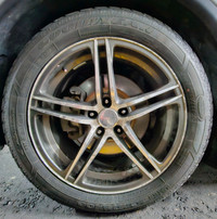 Set of 4 Goodyear winter tires on alloy rims