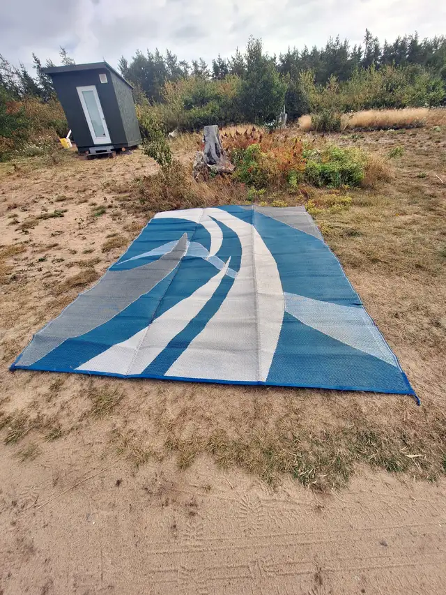 2 - Tapis de camping pour terrasse ou véhicule récréatif in Other in Trois-Rivières - Image 4