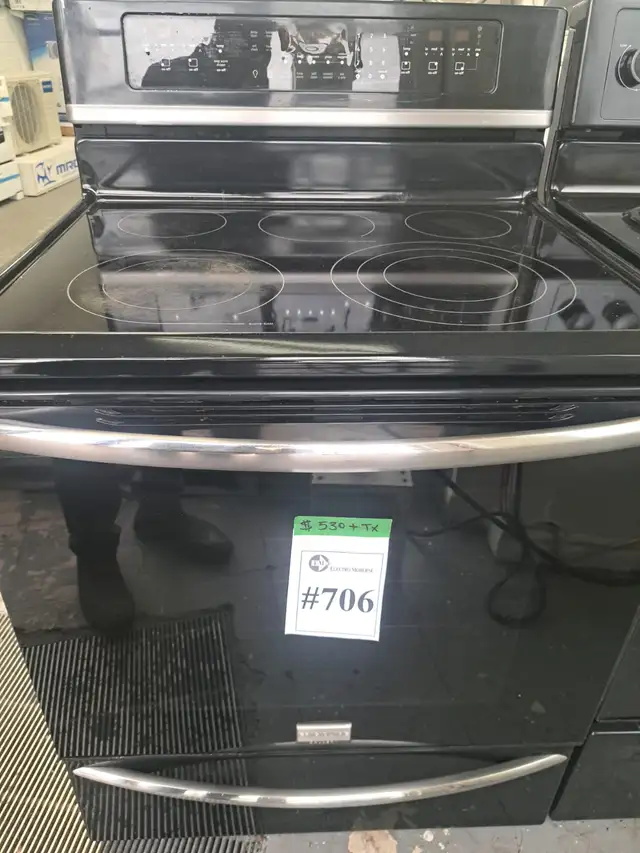 Electric-Range Kenmore black in Stoves, Ovens & Ranges in City of Montréal - Image 2