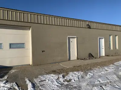 Battle river storage , 10x20 bays available, heated bays coming soon, weather and rodent proof