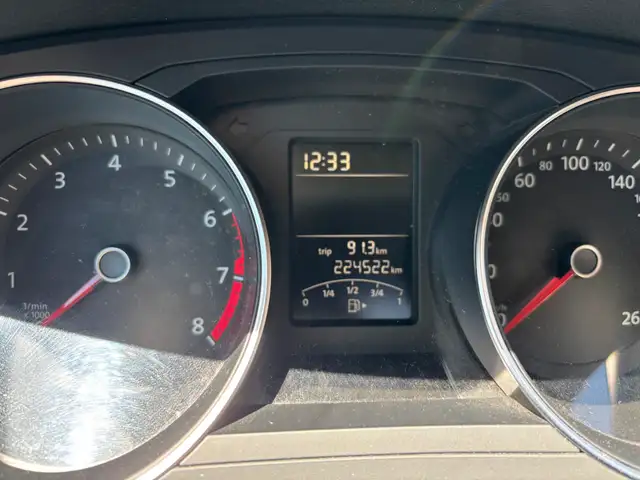 Jetta 2015438828115805480963