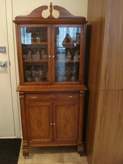 Buffet Antique Vintage, View more