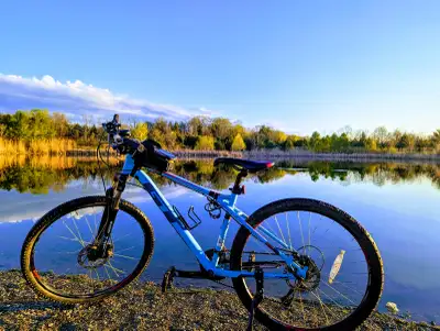 GT Mountain bike 27.5, View more