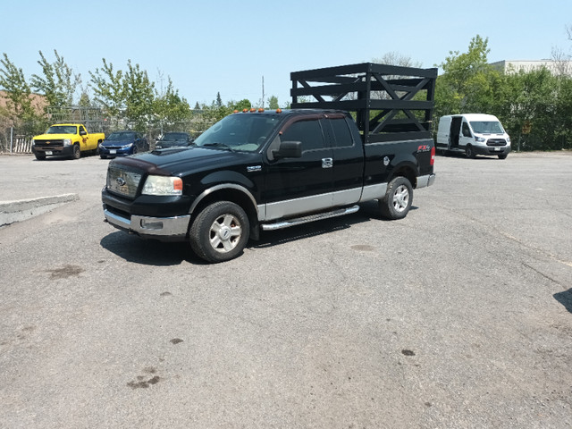 Ford F150 4x4 auto with 4 ft high box in Cars & Trucks in Ottawa