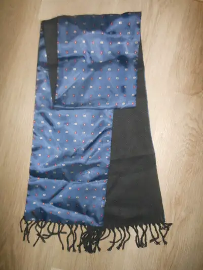 Cagri İpek handmade Bursa/Turkiye scarf, View more