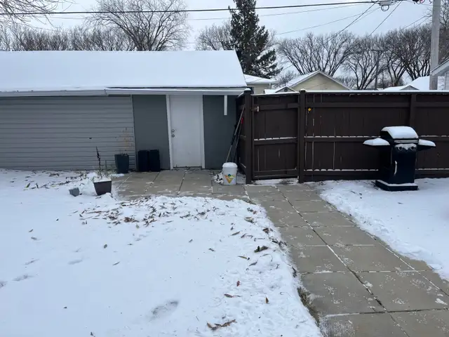 snow removal576946656196044801