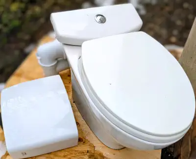 Toto toilet - in excellent condition with connections - $25, View more