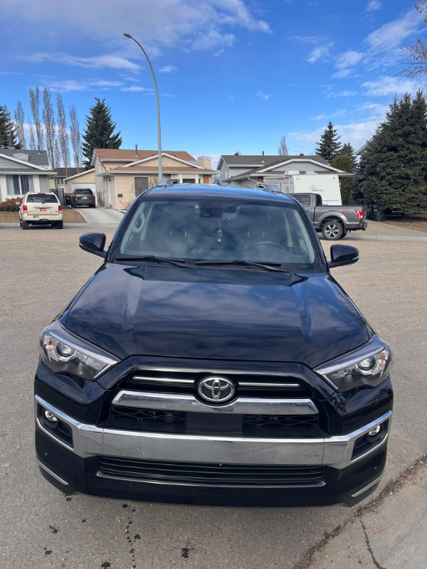 Toyota 4 Runner Limited Trim in Cars & Trucks in Strathcona County - Image 3