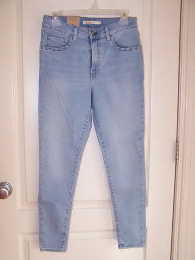 Levi's women's 720 high-rise super skinny Jeans size 30*28 new, View more