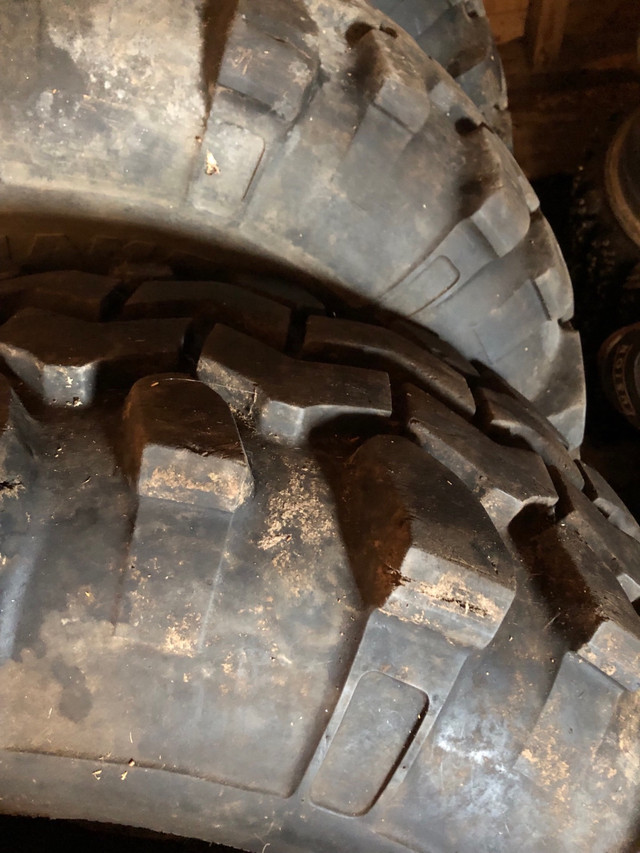 5-44” Super Swamper tires in Tires & Rims in Saint John - Image 2