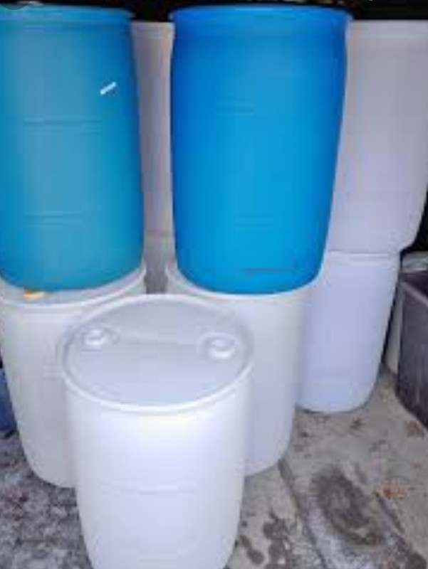 55 gallon 208 litre barrels rain barrel dock float drinking H2O Other