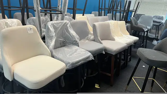 bar stools $29-$139 in Chairs & Recliners in Markham / York Region - Image 4