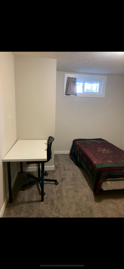 Room in basement for rent for $675. Utilities included. Wifi included. Located North Central. Room i...
