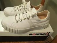 ROMIKA SHOES - Size 36