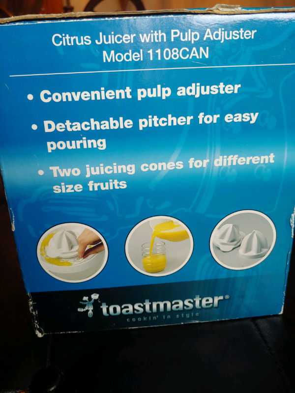 Toastmaster juicer with Pulp adjuster in Processors, Blenders & Juicers in Windsor Region - Image 3