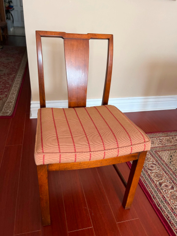 Vintage Teak MCM Dining Chairs in Chairs & Recliners in City of Toronto - Image 3