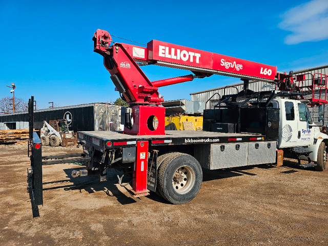 2016 L60R Elliot crane truck in Heavy Equipment in Mississauga / Peel Region - Image 2