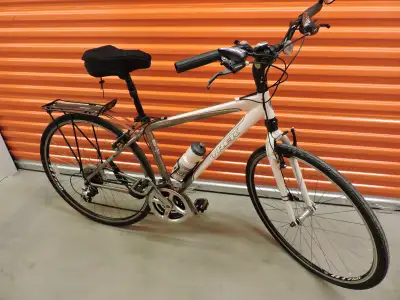 Vélo Hybride performance Trek, Ultra Léger, comme NEUF., View more