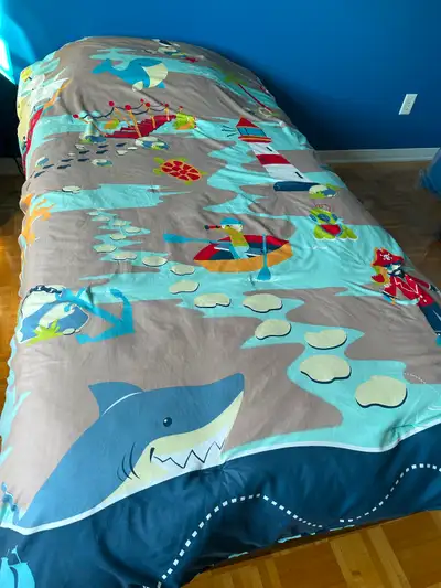 Lit simple et matelas, View more