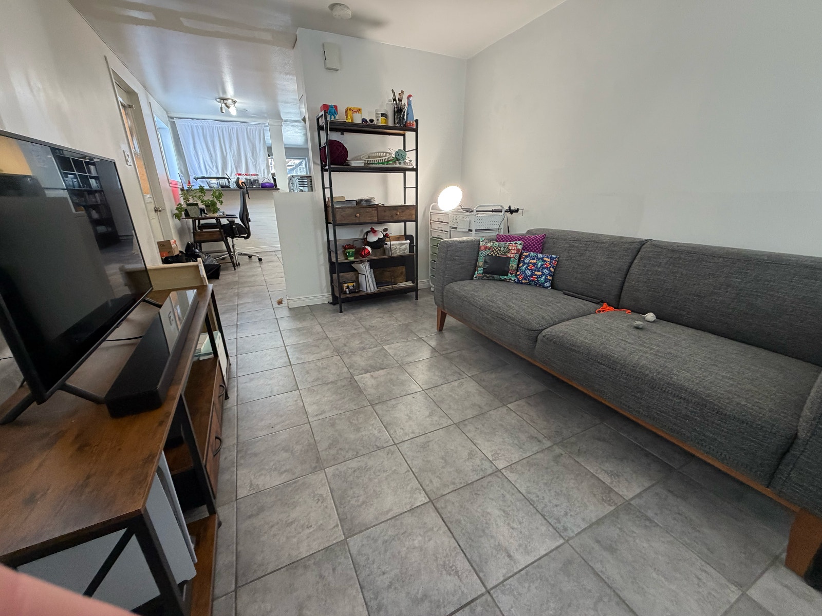 Chambre à louer  / Bedroom for rent with parking — photo 1