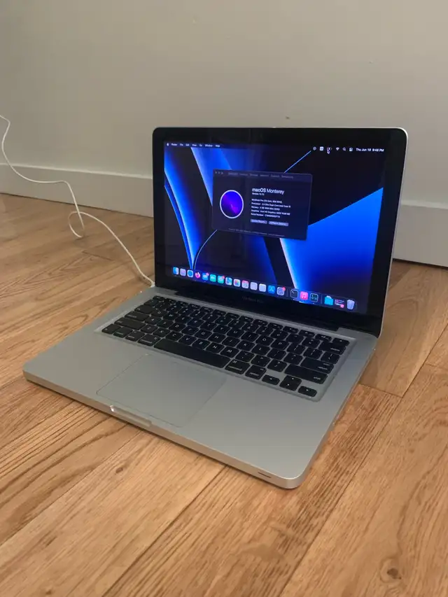 MacBook Pro 2012 in Laptops in Edmonton - Image 2