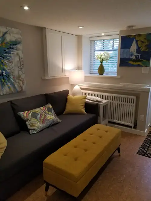 Studio A Stylish, "Turn Key" Studio Apartment FULLY furnished including all furniture, décor, Smart...