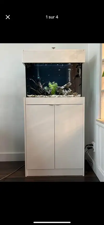aquarium 20 gallons avec meuble, View more