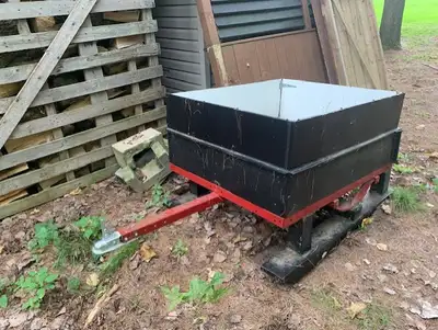 small trailer for winter 1 7/8 hitch box 47" x 40"