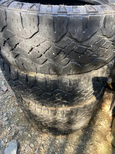 4 Goodyear duratracs bit of life left in them 200obo