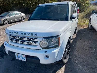 2012 Land Rover LR4 5.0 L v8 151km awd Needs engine Asking $6500 obo Clean title Port Colberene