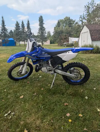 Still brand new, I don't use it at all. 4 hours on it.