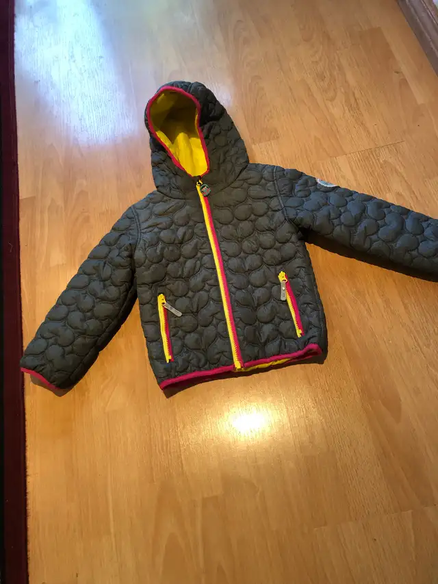 KIDS RAIN JACKETS/WINTER JACKETS in Kids & Youth in Mississauga / Peel Region - Image 6