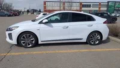 White 2018 Hyundai Ioniq Hybrid for sale as is. Sunroof, heated seats, adaptive cruise, lane assist,...