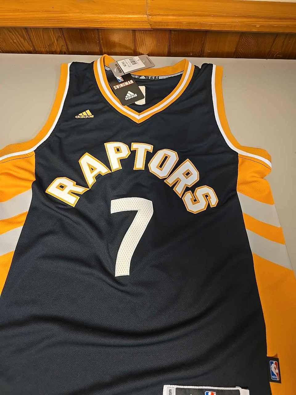 Raptors jersey kijiji new arrivals