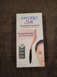 New Schick Hydro silk dermaplaning wand 