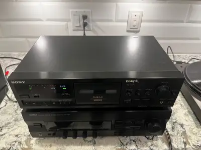 Sony TC-K611S cassette deck/3-head needs service, View more