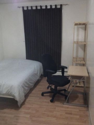 *** BACH, 1 and 2 BDRM suites and Pvt. ROOMS from $560/m *** 4