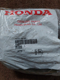 Genuine Honda Brake Shoes, set of 4, for 2001-2005 Honda Civic,