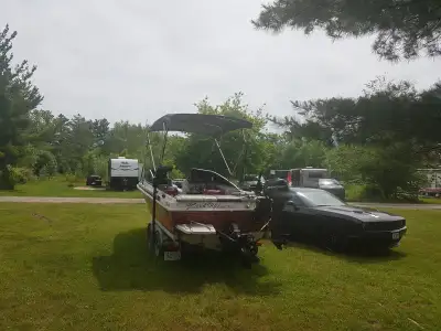 Late 80s Searay Seville 20 foot bow rider. 170 on-board merc cruiser rebuild 2 years ago interior ha...