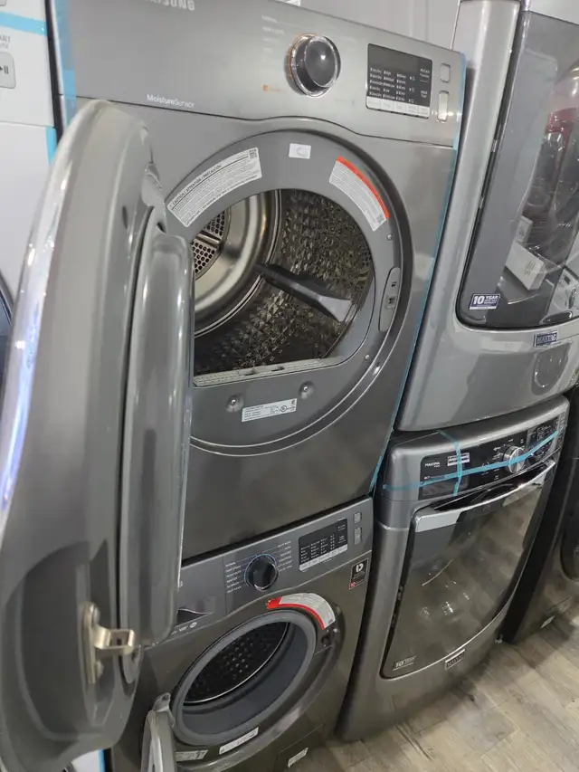 wow apartment size 24 w washer electric dryer  in Washers & Dryers in Mississauga / Peel Region - Image 3