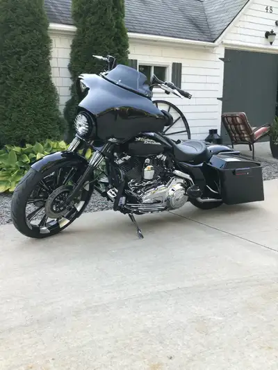 2008 Harley streetglide 39700km. Over $27,000 in custom parts and labour 10 years ago. Asking $15,55...
