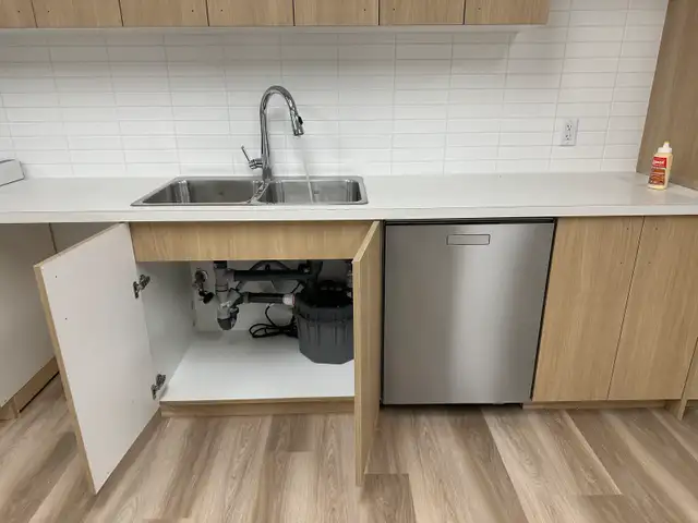 Plumbing service63006658889857122