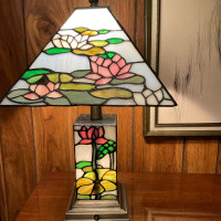 Stained Glass Lamp - Tiffany - Water Lily