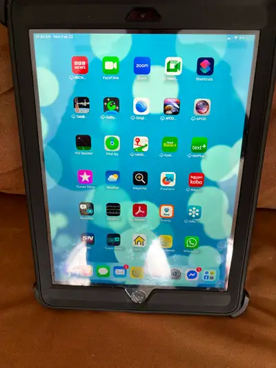 *** If you're reading this, it's available *** Apple iPad 5th generation (iOS 16.7). Model MP1J2CL/A...