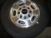 Chevy 2500HD  17" wheels and  Michelin E rated tires.