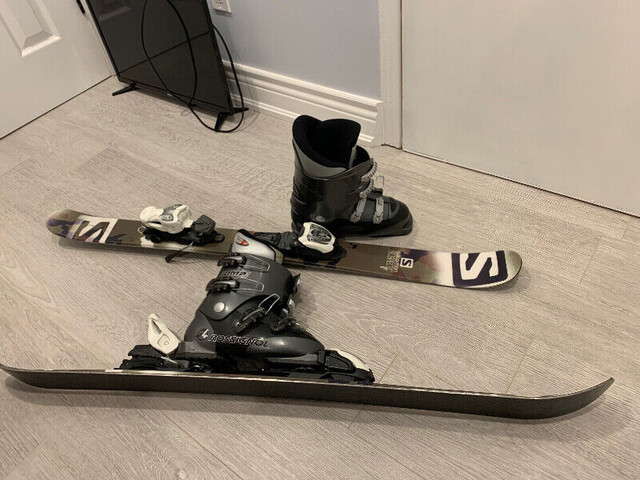 Skis with binds and boots in Ski in Oshawa / Durham Region