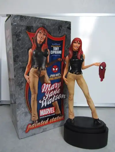 Bowen Mary Jane statue. Mint collector condition. Original packaging included obviously. #1147 of 15...