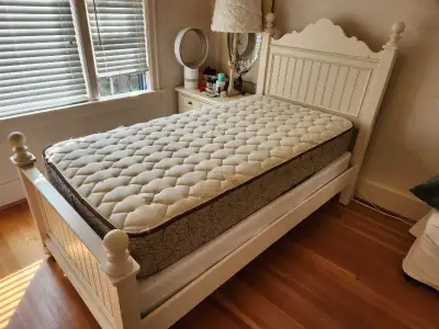 Girls Hardwood Twin Bed., View more