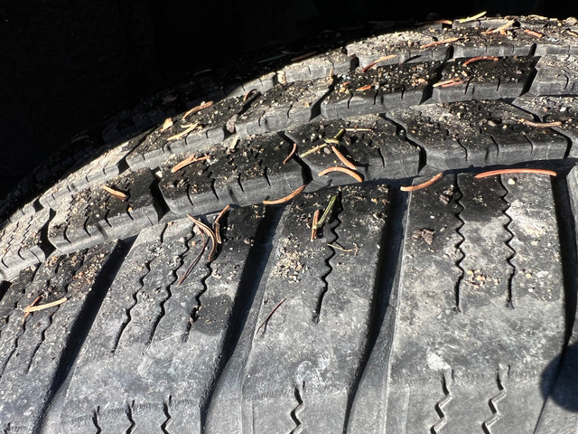 PNEUS ÉTÉ  MICHELIN DÉFENDER LTX M/S 245/55R19 dans Pneus et jantes  à Ville de Québec - Image 4